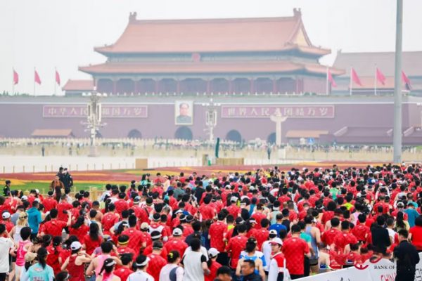中京保安坚守岗位，护航大型活动安全