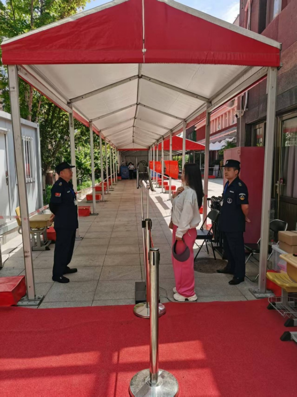 风雨坚守  全力护航 --我司圆满完成2026年北京多地高考安保任务